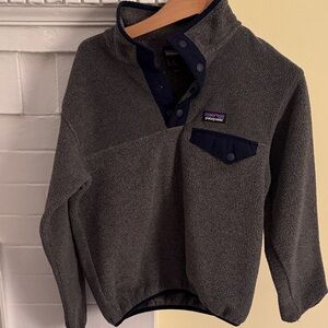 Patagonia Kids Gray and Navy Fleece Pullover